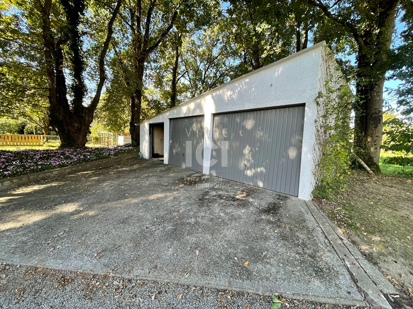 Photo MAISON - 3 CHAMBRES - -PLAIN PIED -170M² - 8000M² - CALME - GRANDCHAMP DES FONTAINES image 3/6