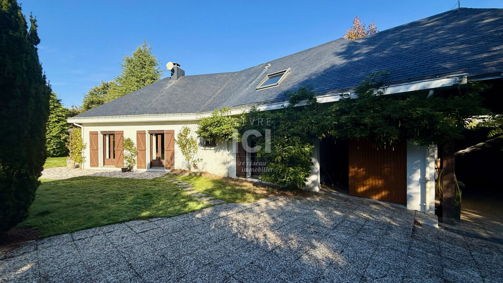 Maison Carquefou - Les Manceaux 6  pièce(s) - 158 m2