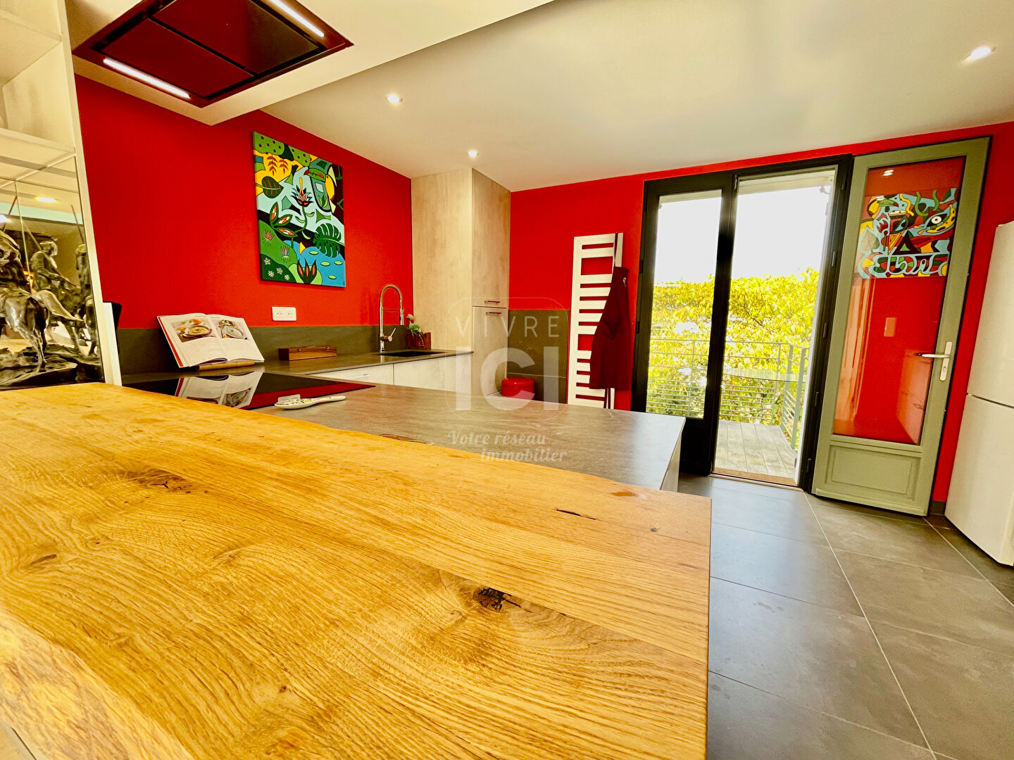 Photo MAISON - 157M² - 4 CHAMBRES - GARAGES - COMBES AMENAGEABLES - GERGAUDIERE image 6/6