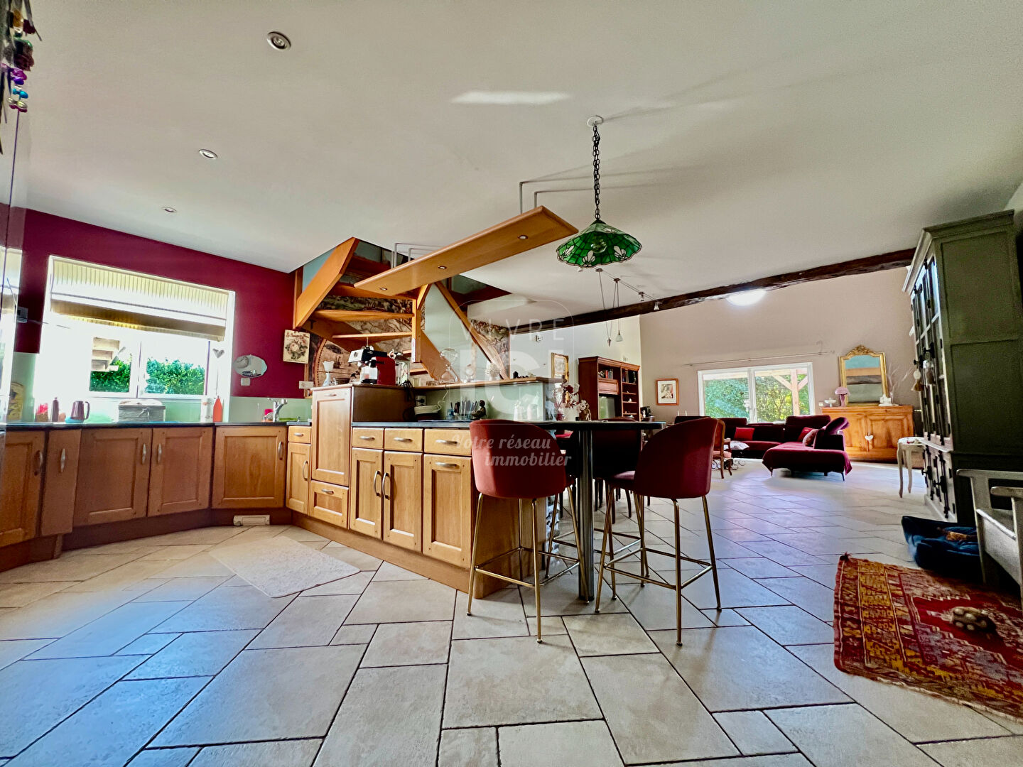 Photo LONGERE DE CARACTERE - 5 CHAMBRES - 219 m2 - GRANDCHAMP DES FONTAINES image 6/6