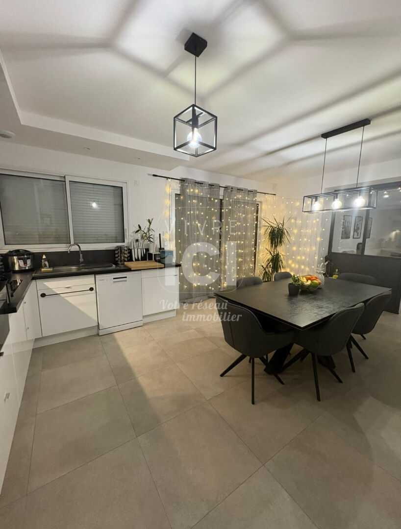 Maison Mauves Sur Loire / Carquefou / 5 pièce(s) 111.86 m2