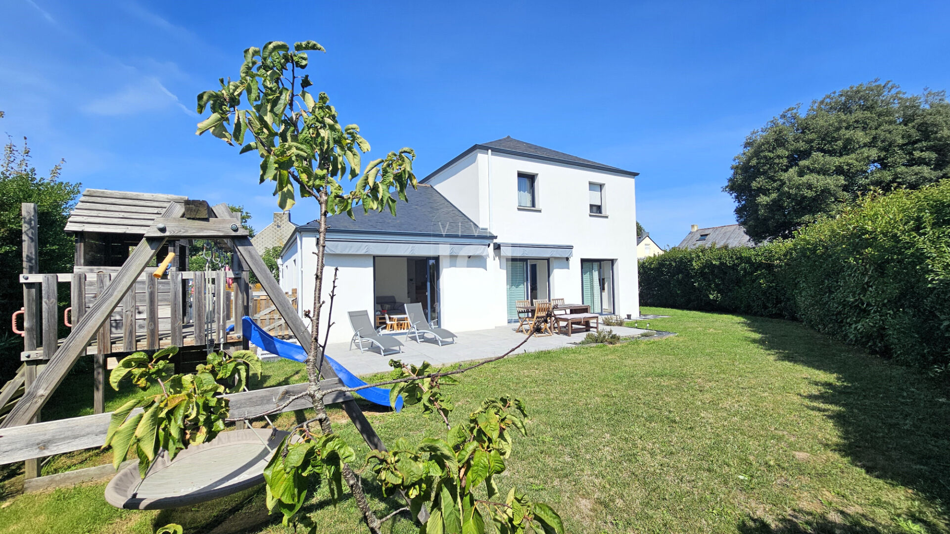 Maison  Sainte Luce Sur Loire  4 chambres