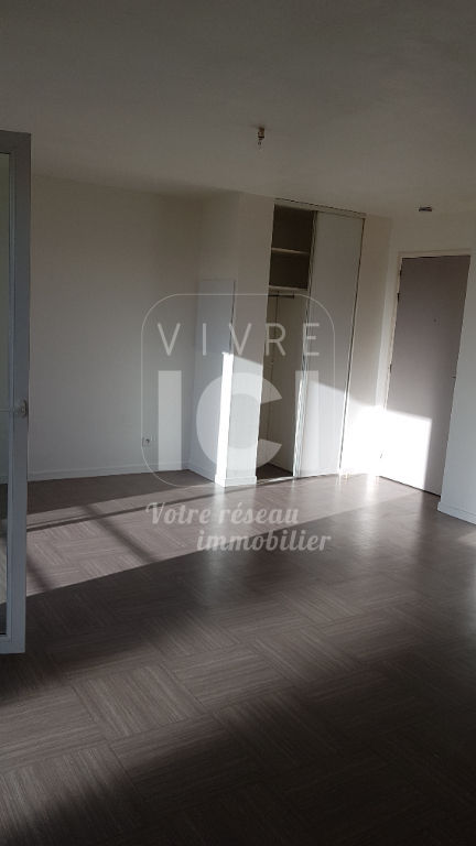 Photo SAINTE LUCE S/LOIRE - Studio proche centre-ville et transports image 2/3