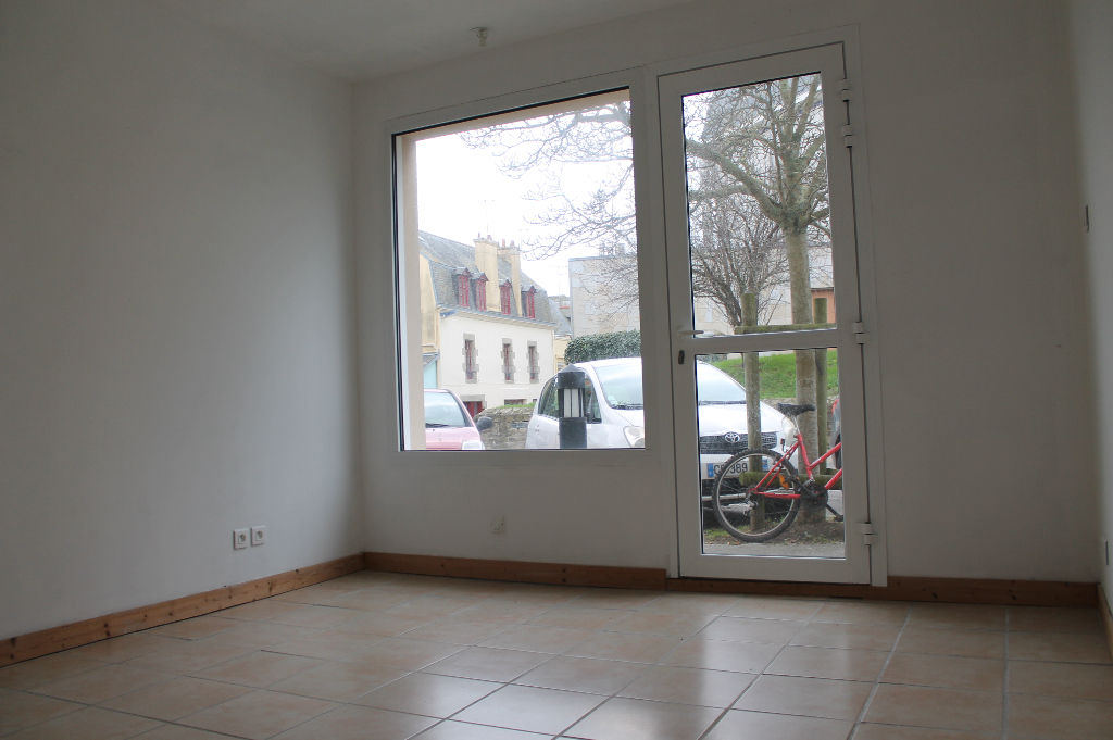 Photo Local commercial CONCARNEAU 17 m² image 2/4