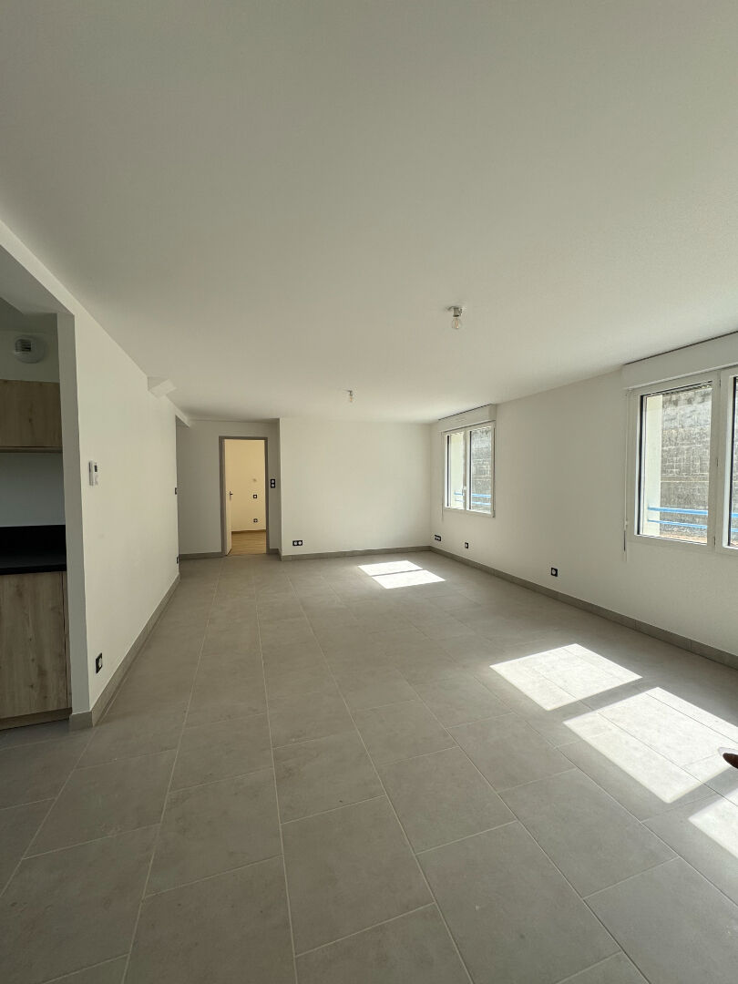 Photo Appartement  neuf de 68 m2 avec 2 places de parking image 2/6