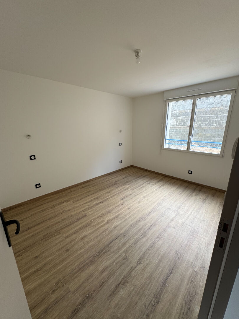 Photo Appartement  neuf de 68 m2 avec 2 places de parking image 5/6