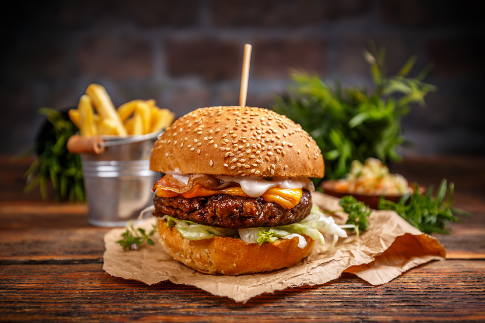 Fonds de commerce de restaurant de 130m2 BURGERS, TAPAS et SALADES