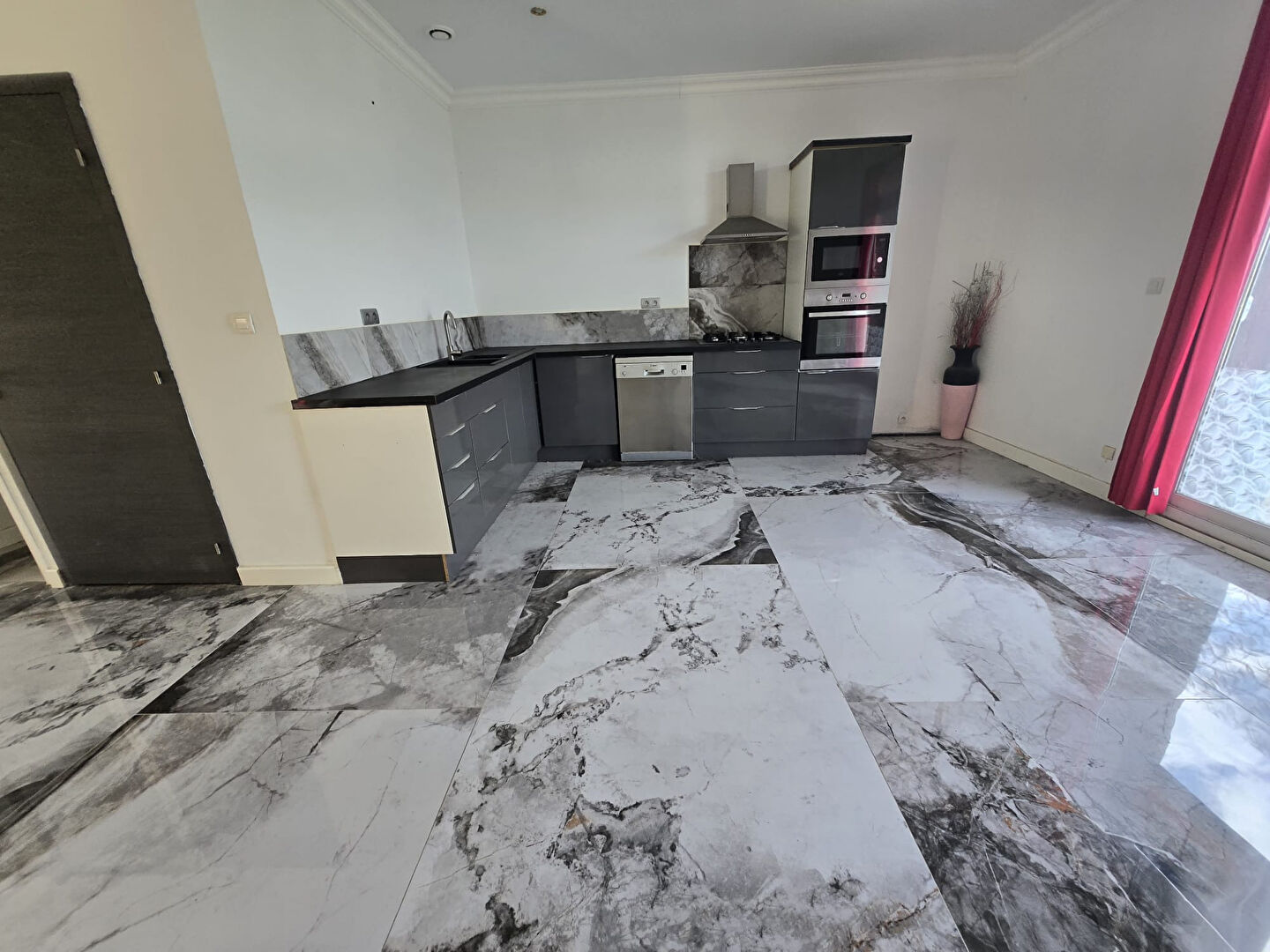 Photo Spacieuse Maison Familiale avec Jardin image 5/6