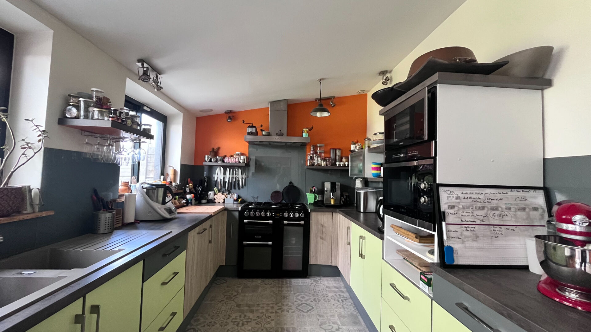 Charmante maison mitoyenne dans coeur de village n°6876