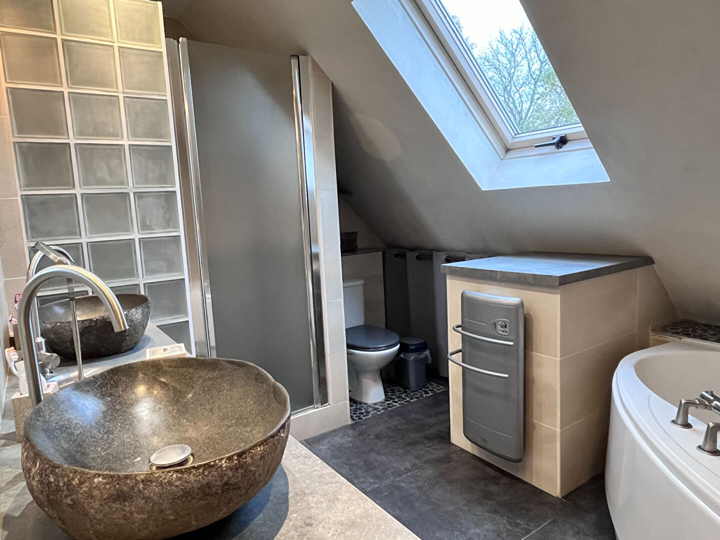 Photo Maison coup de coeur avec grande pièce de vie donnant sur le jardin- n°6839 image 5/6