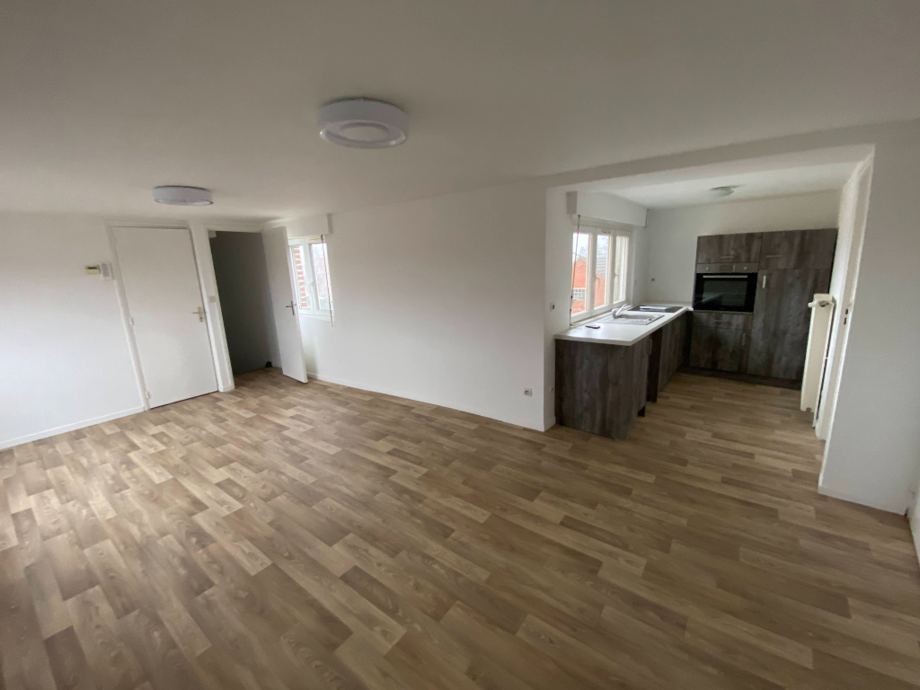 Appartement à louer à Wavrin  / n °6962