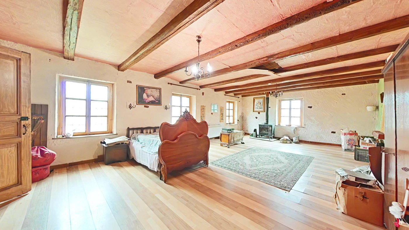 Photo Saales - maison 5 pièces -189 m2 image 4/6