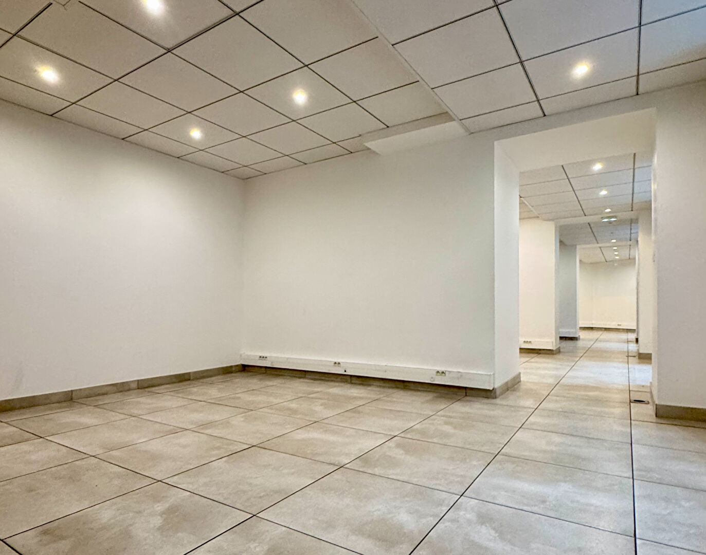 Photo Locaux professionnels - 92,11 m² image 3/6