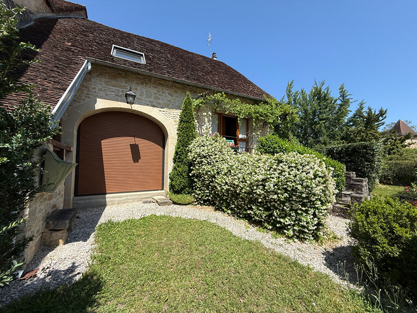 Agence immobilière de 4% immobilier Lons-le-Saunier