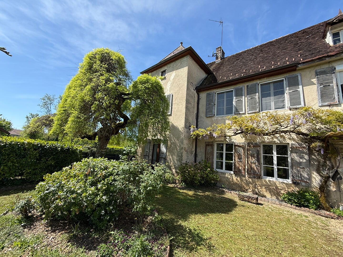 Agence immobilière de 4% immobilier Lons-le-Saunier