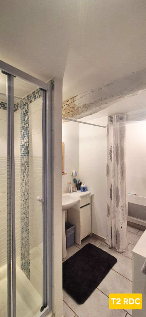 Photo Immeuble composé de 4xT2 loués ** RENTA BRUTE 9,97% ** image 3/6