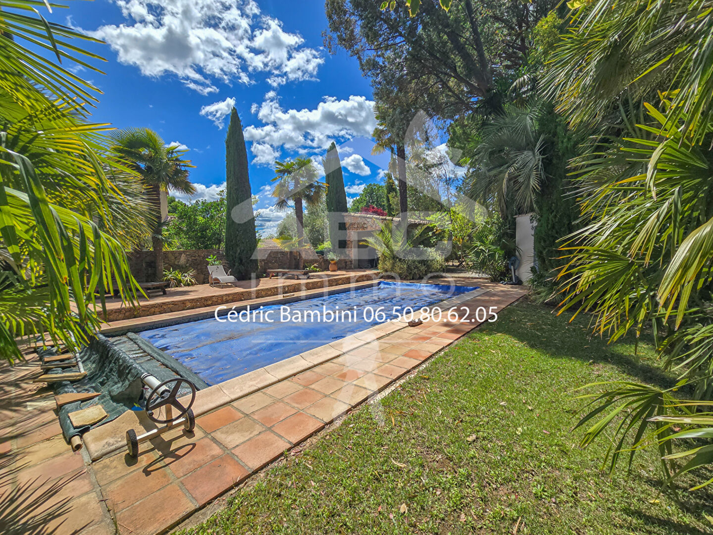 Photo Maison Saint Maximin La Sainte Baume 9 pièce(s) 172 m²  sur 1745 m² de terrain image 1/6