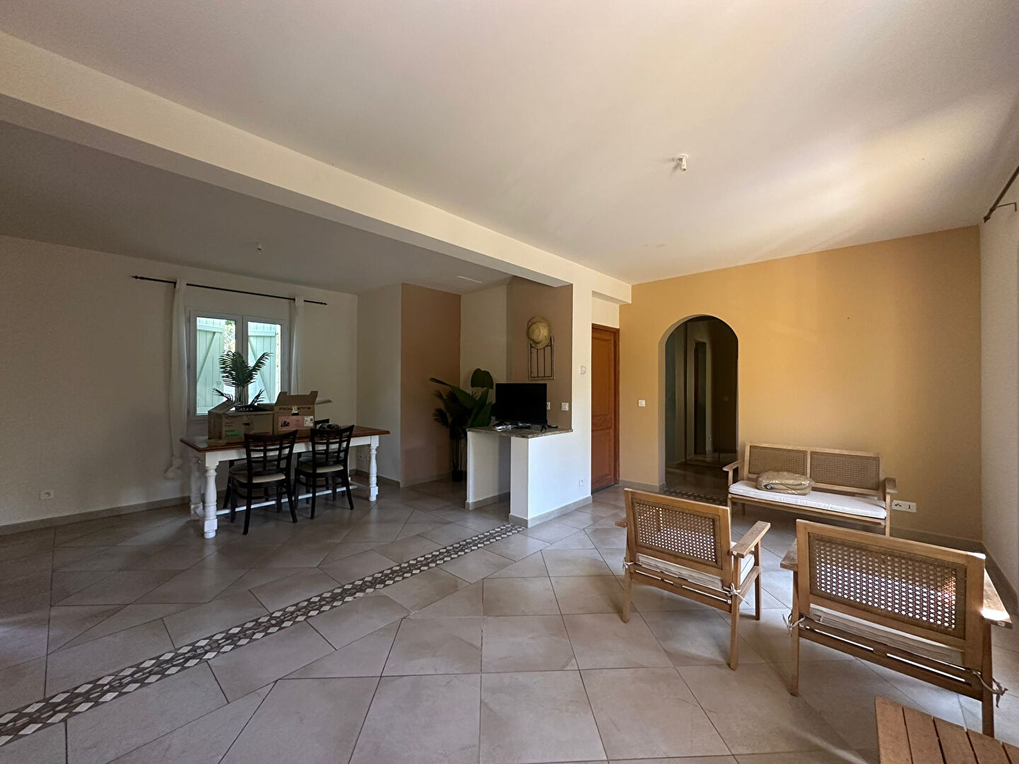 Photo Maison meublée à Vins sur Caramy - 4 pièces, 110 m² image 6/6