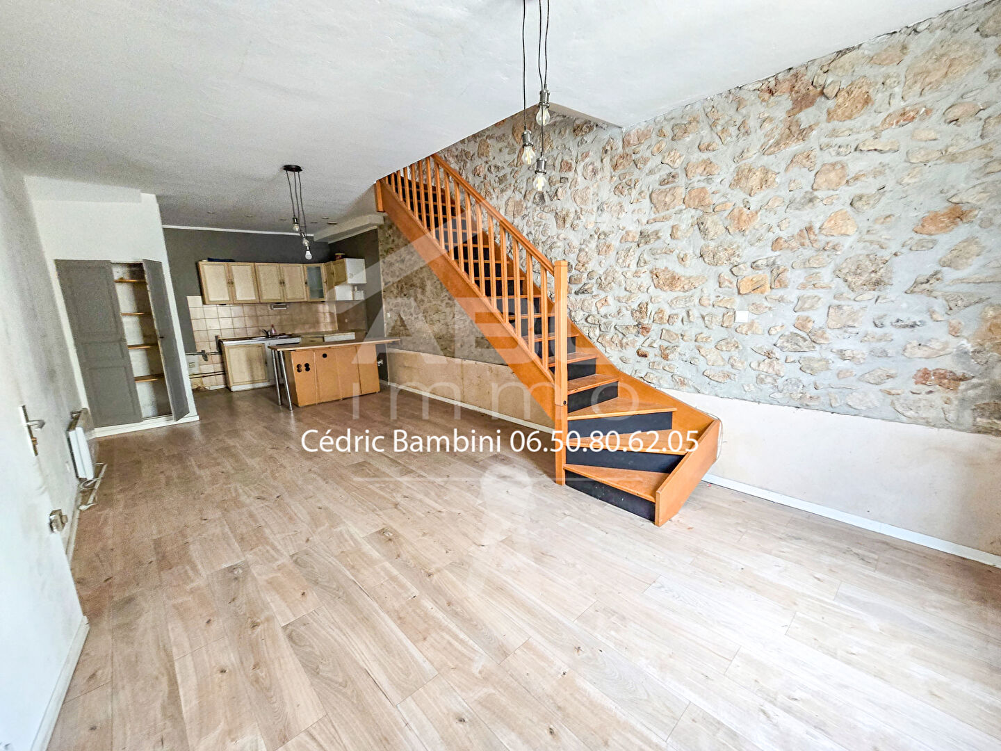 Photo Appartement Saint Maximin La Sainte Baume 4 pièce(s) 69.46 m2 image 1/6