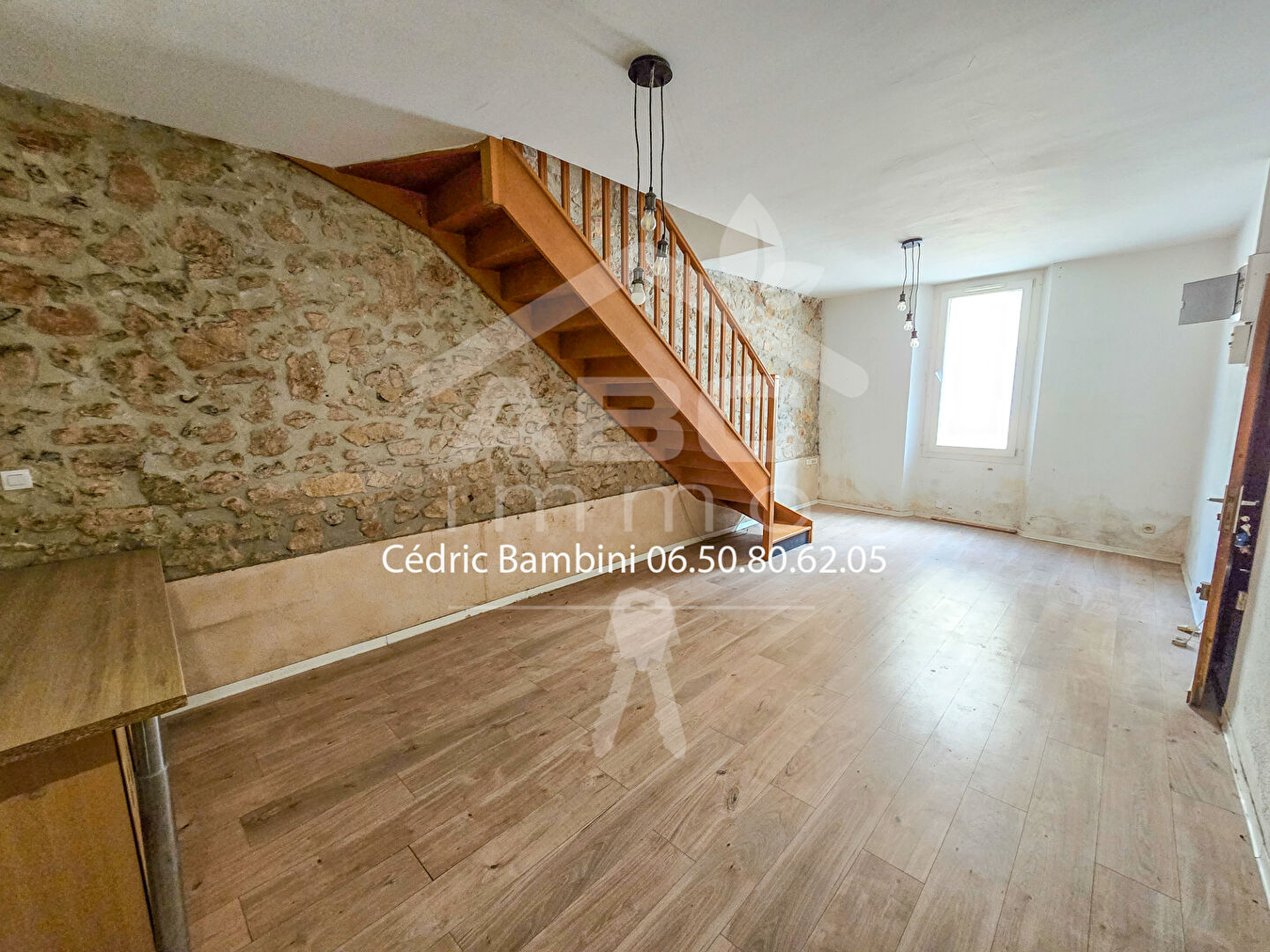 Photo Appartement Saint Maximin La Sainte Baume 4 pièce(s) 69.46 m2 image 2/6