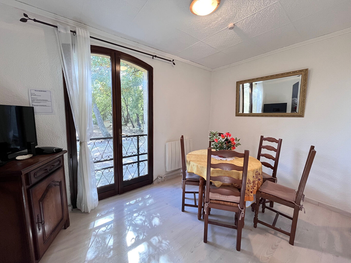 Photo Maison à louer à Saint Maximin la Sainte Baume - Réf. 1534 image 4/6