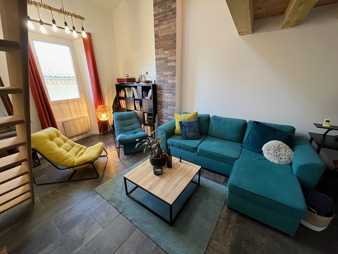 Photo Maison Tourves 3 pièce(s) 86 m2 image 1/6