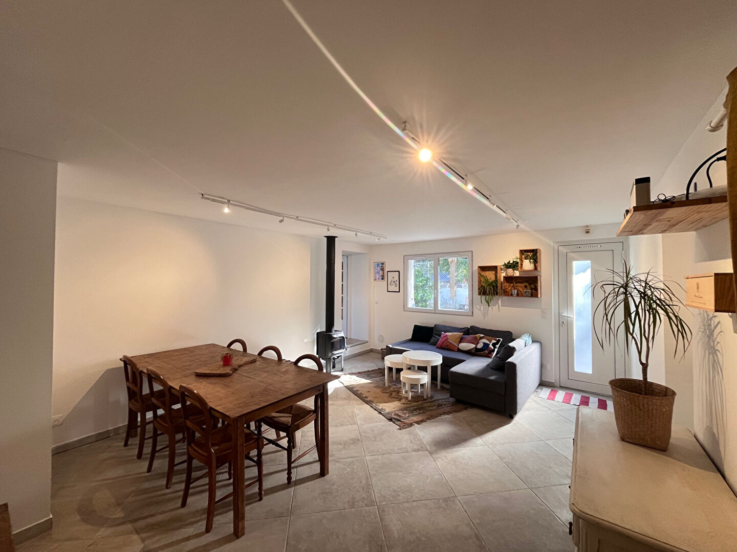 Photo Maison à louer en bail meublé à Marseille 13012 - Référence 1565 image 3/6