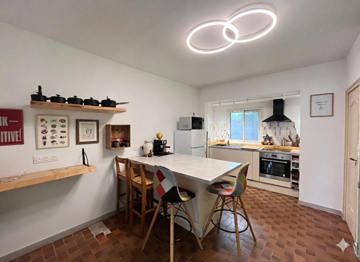 Photo Maison à louer en bail meublé à Marseille 13012 - Référence 1565 image 4/6