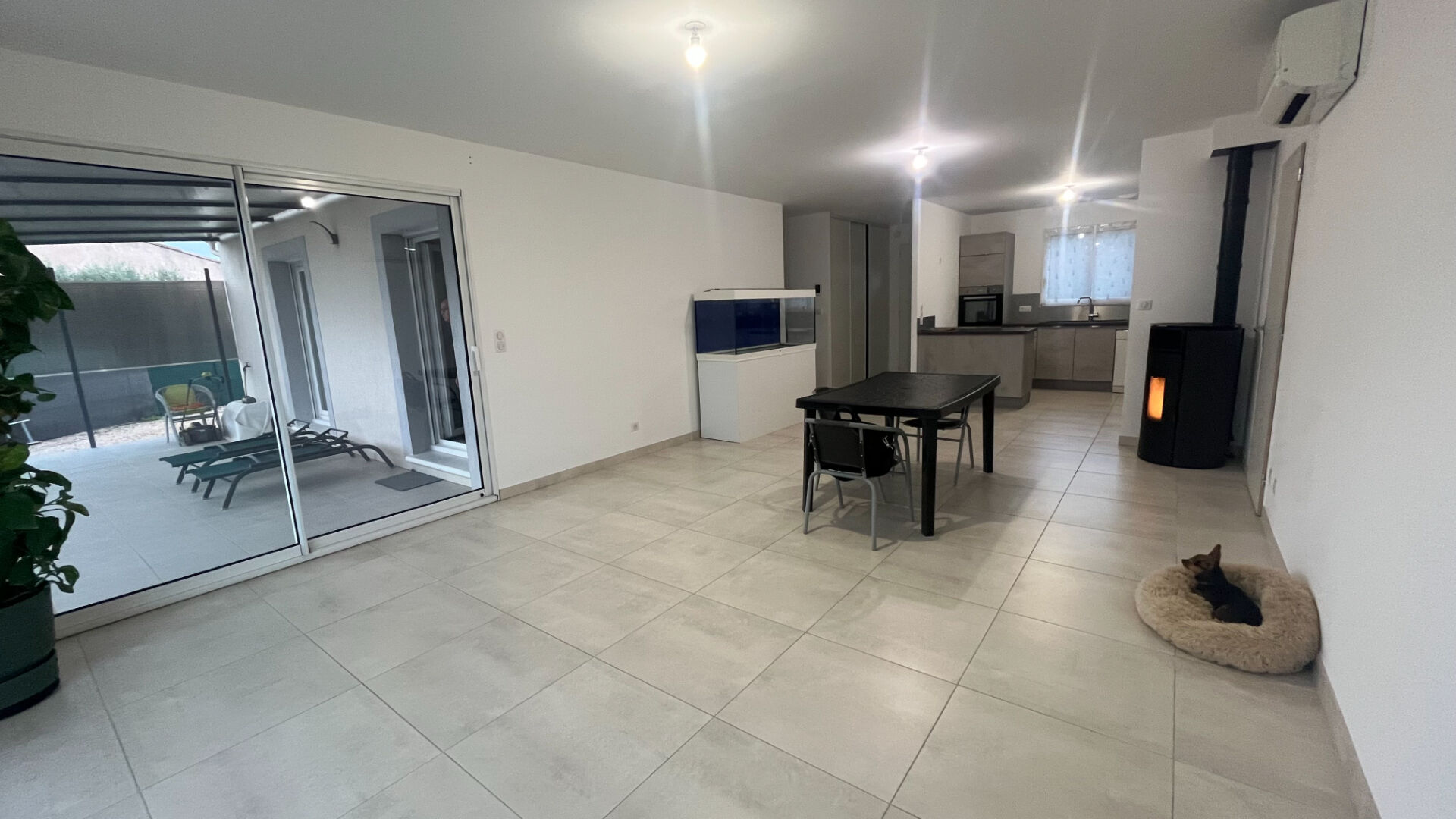 Photo Maison T4 avec piscine et garage à vendre à Tavernes image 2/6