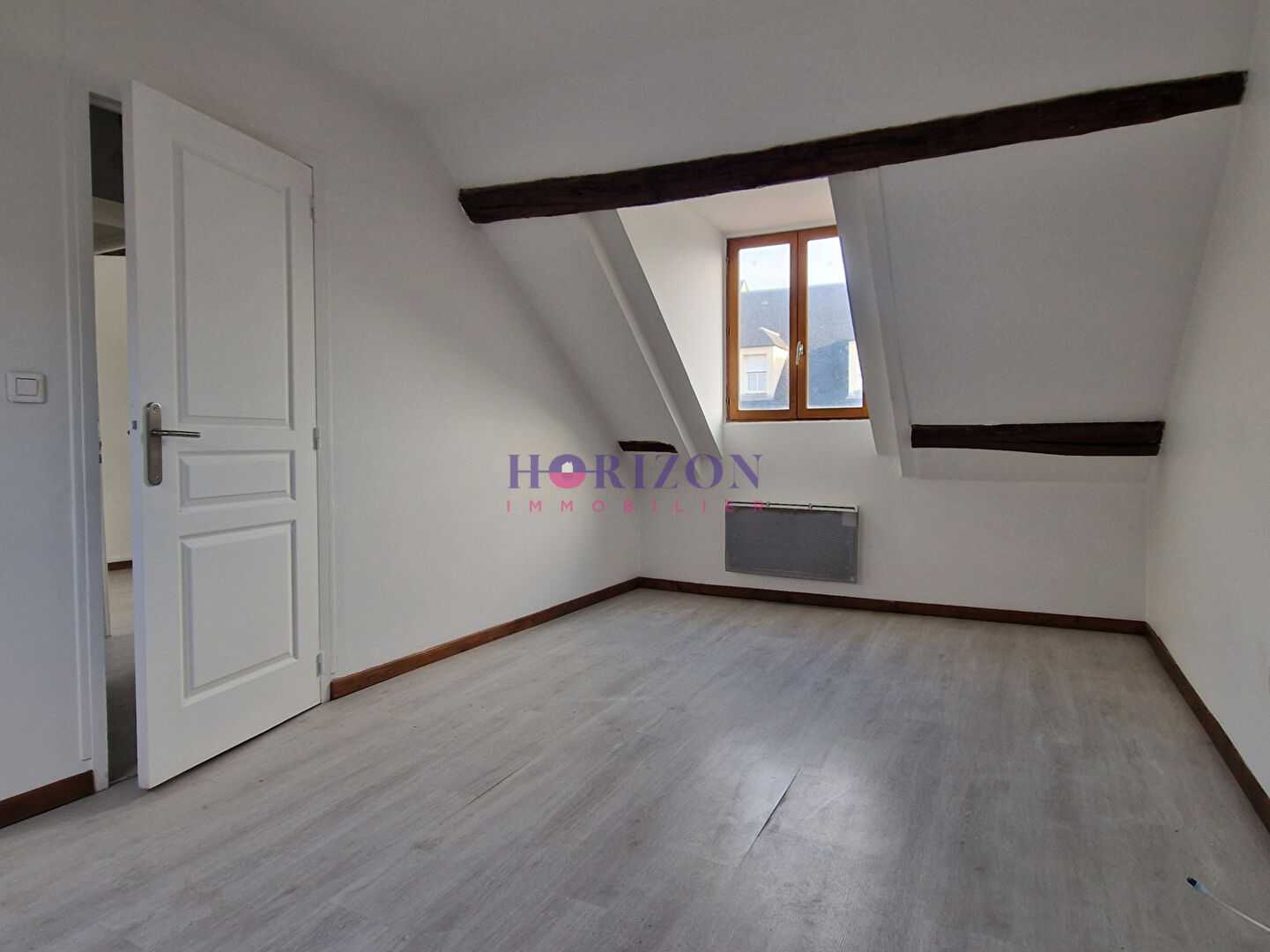 F4 66.40m² rénové + 1 parking