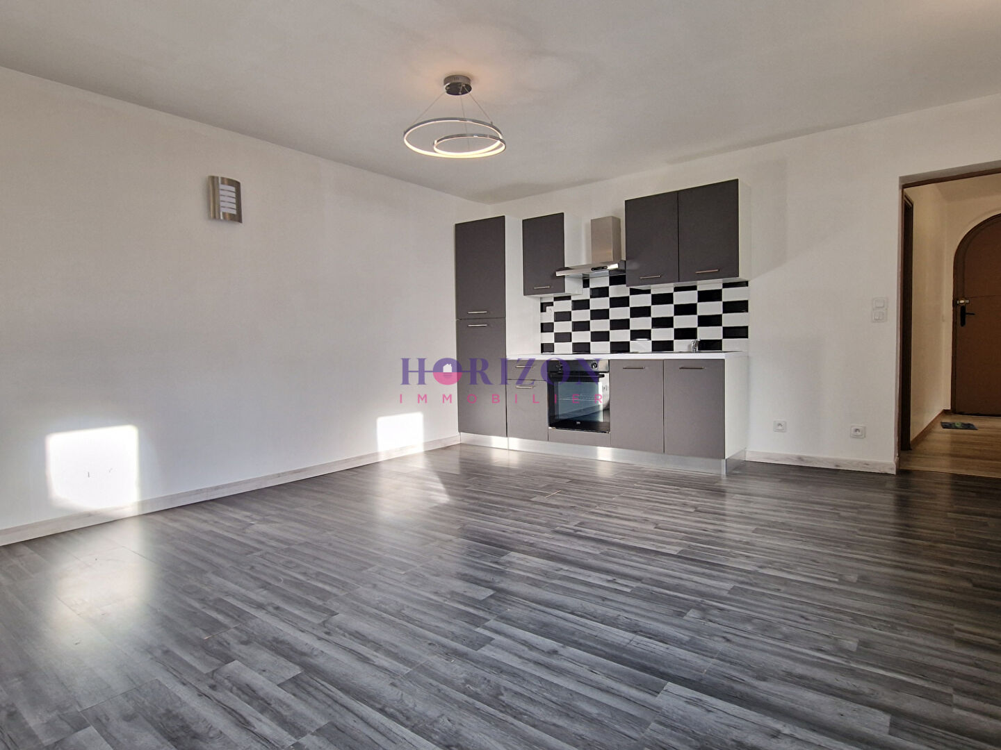 F3 77m² + jardin privatif 150m²