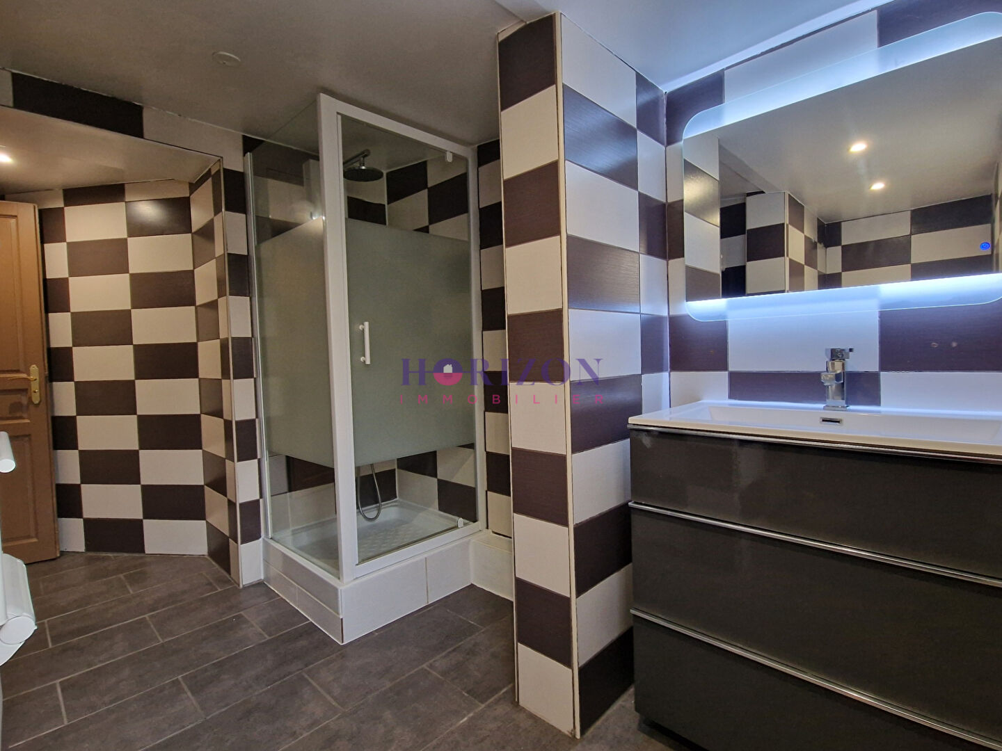 F3 77m² + jardin privatif 150m²