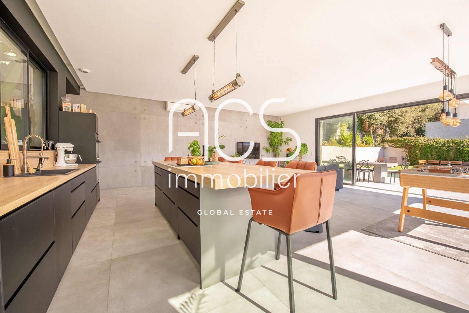 Photo Villa Moderne Saint-Raphaël 5 pièces 220 m2 image 5/6