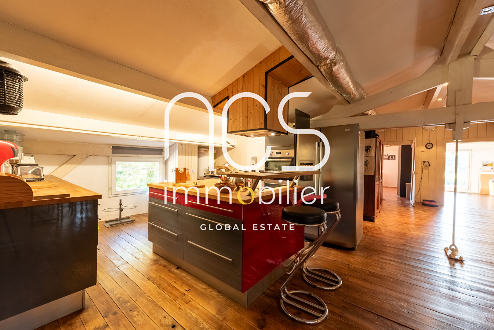 Photo Loft T3 de 167 m² avec dépendance, grand terrain et installations équestres ? Fayence (Var) image 4/6