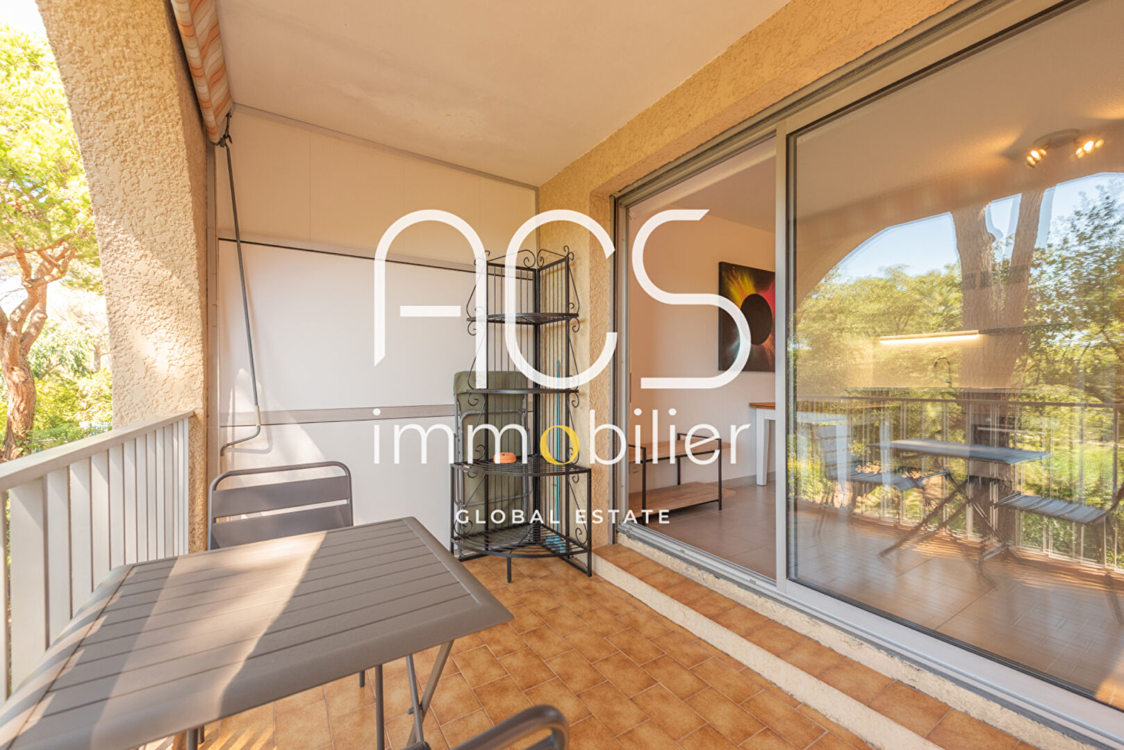 Photo Achat Vente Studio rénové 26 m² avec terrasse et piscine - Valescure, Saint-Raphaël image 3/6