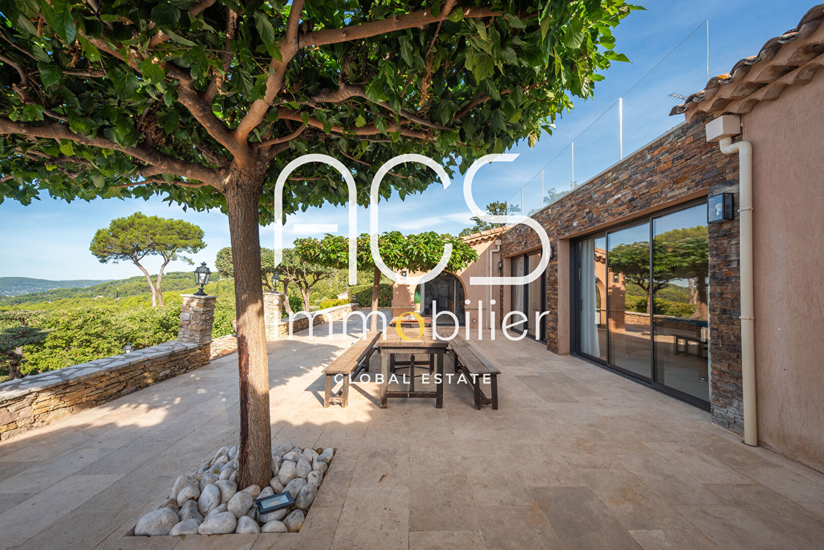 Achat Vente Villa Draguignan 7 pièces 263.20 m2 Extérieur Jardin Piscine Garage Dépendance