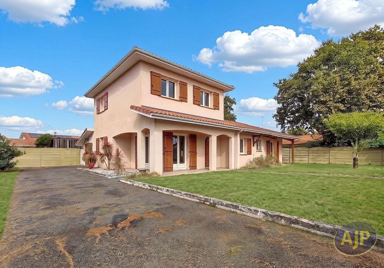 Maison 6 pièces 183 m2 GUJAN-MESTRAS (33470) - photo 1