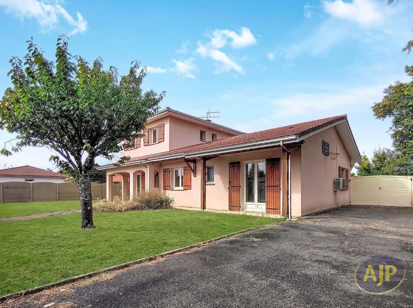 Maison 6 pièces 183 m2 GUJAN-MESTRAS (33470) - photo 2