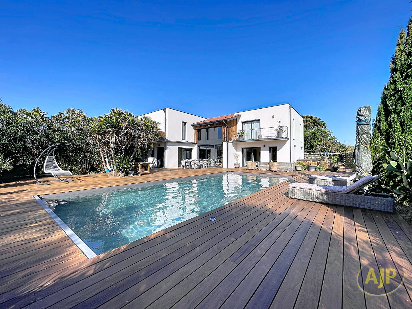 LA TESTE-DE-BUCH - LES BORDES | Villa d'architecte 6 pièces - 220 m² - Piscine et double garage - photo 2