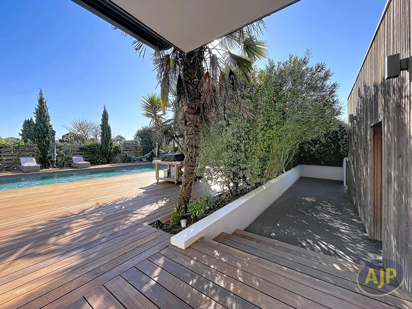 LA TESTE-DE-BUCH - LES BORDES | Villa d'architecte 6 pièces - 220 m² - Piscine et double garage - photo 13
