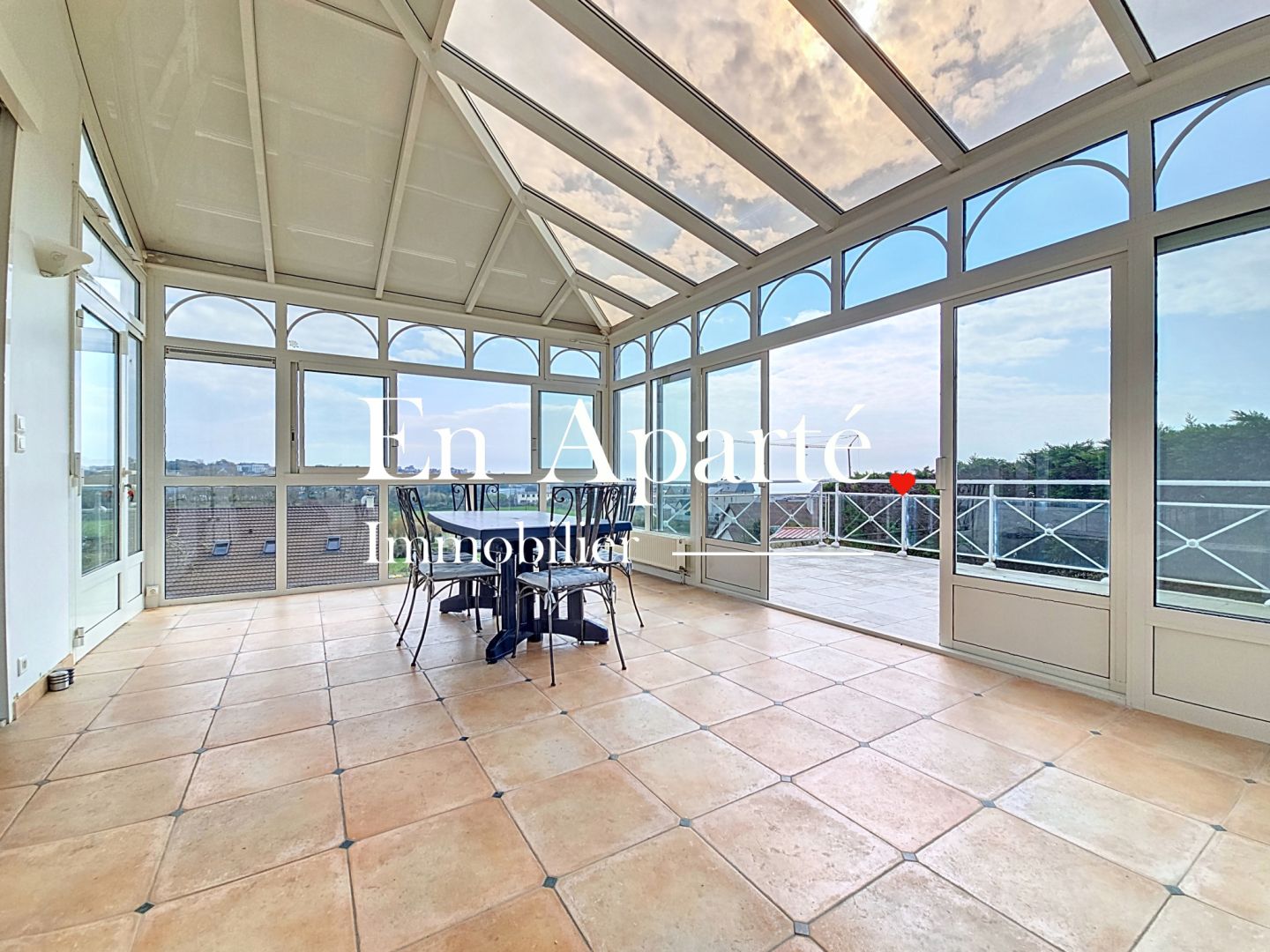 Agence immobilière de ACT-For Business Granville - En Aparté