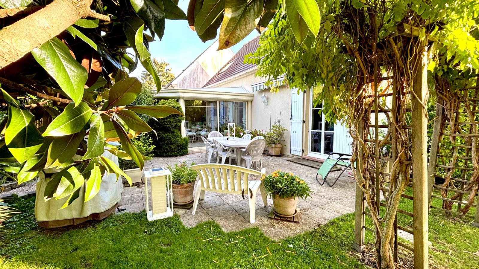 Maison LUZARCHES