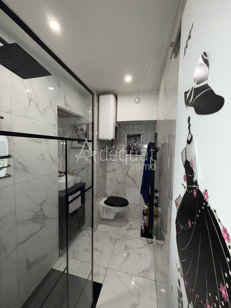 Photo Appartement à loue image 2/6