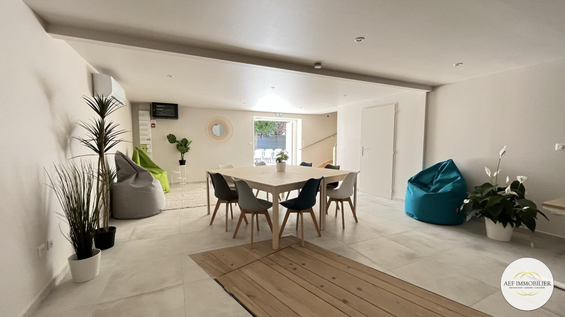 Photo Bureaux avec espace coworking Vic Le Comte 18 m2 image 3/5