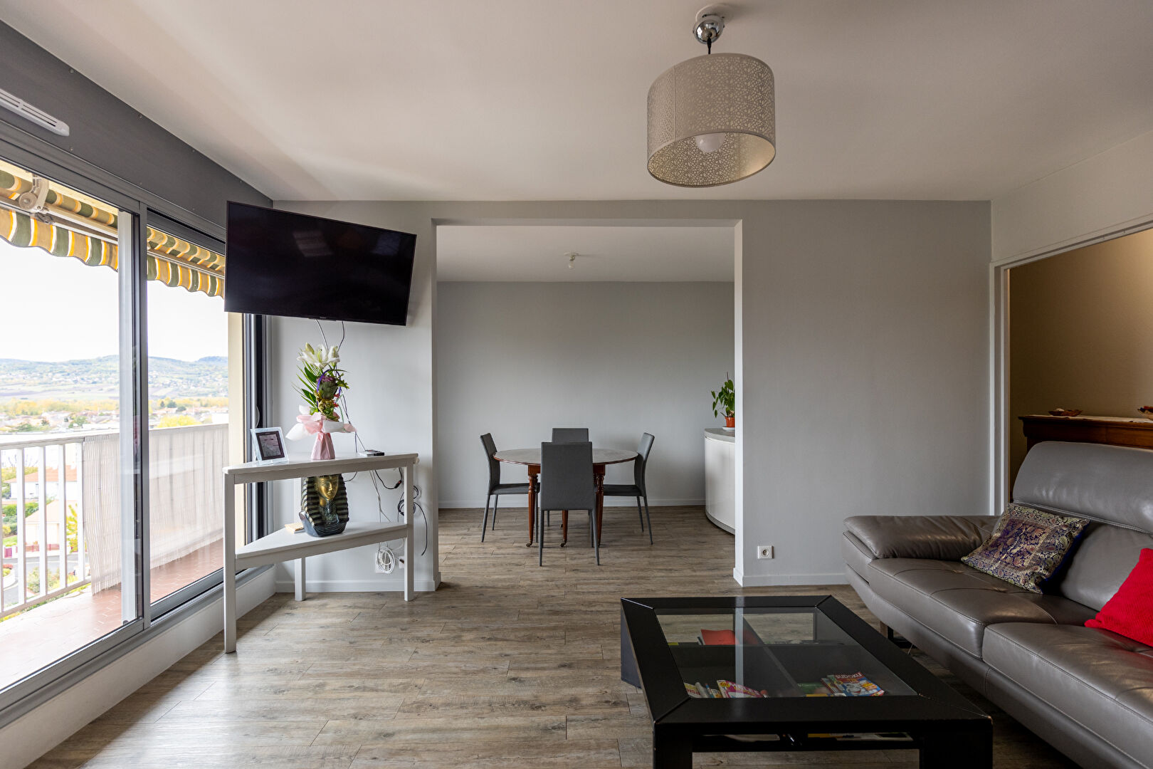 Photo Appartement Cournon D'auvergne 5 pièce(s) 91.54 m2 image 4/6