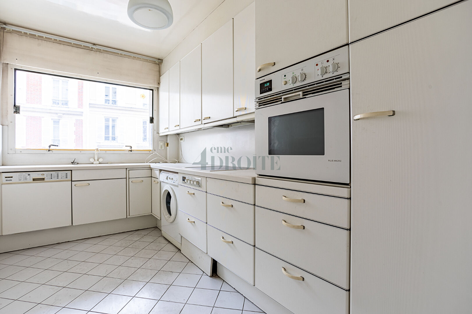 Photo Saint Mandé - 2 pièces - Balcon image 6/6