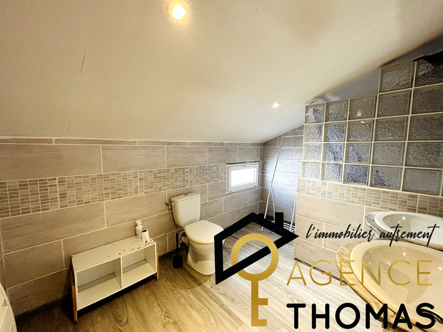 Photo Maison  4 pièce(s) 105 m2 image 6/6