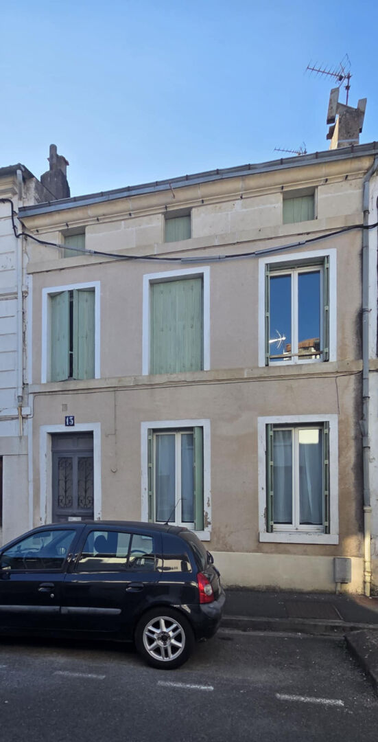 Photo ST MAIXENT, maison de ville, image 1/6