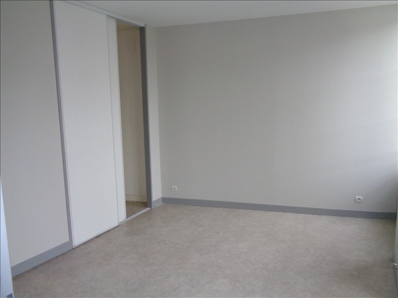 Photo APPARTEMENT RENOVE LA MOTHE ST HERAY - 3 pièce(s) - 60 m2 image 5/6