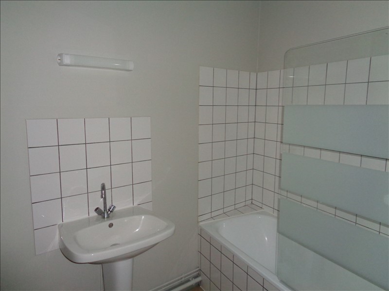 Photo APPARTEMENT RENOVE LA MOTHE ST HERAY - 3 pièce(s) - 60 m2 image 6/6